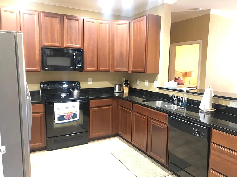 1000 E Woodlawn Rd #222 — Photo 4