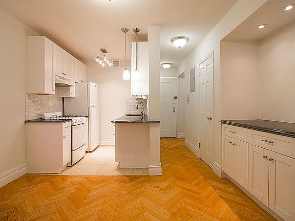 3rd image of 330 E 58th St APT 5G