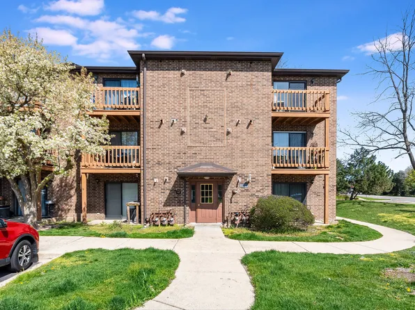 2258 Abbeywood Dr APT F, Lisle, IL 60532
