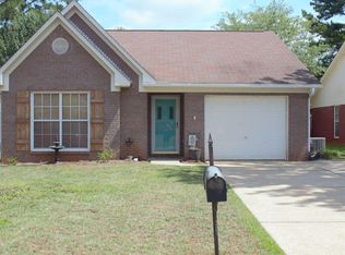 600 W Roxbury Rd, Dothan, AL 36305