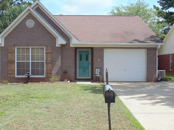600 W Roxbury Rd, Dothan, AL 36305