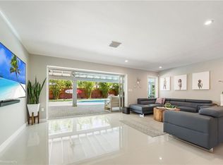 12055 SW 73rd Ave, Pinecrest, FL 33156