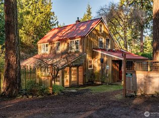 2110 Rosewood St, Port Townsend, WA 98368