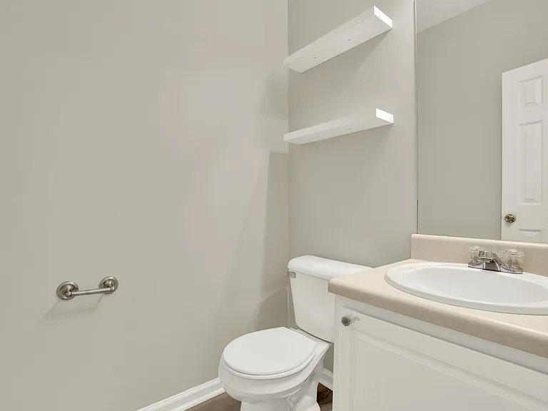 87 Benfield Cir — Photo 10