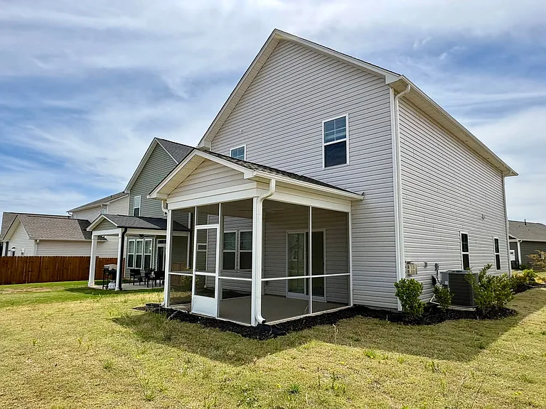101 Brown Cir — Photo 37