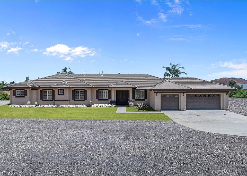 1st image of 18324 Valle Pacifico Dr