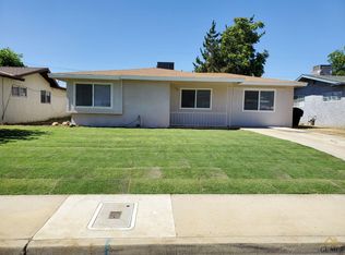 1224 4th St, Wasco, CA 93280