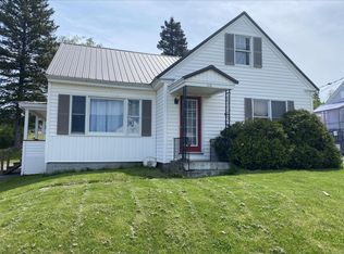 116 16th Ave, Madawaska, ME 04756