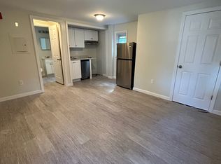 248 Broadway St #6, Newport, RI 02840