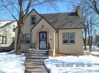 1504 Asbury St, Saint Paul, MN 55108