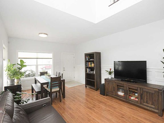 5th image of 2205 Rebecca Cir Unit 2205