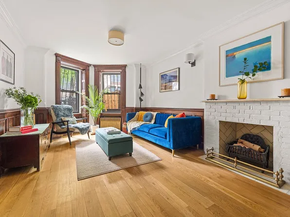 38 7th Ave APT 1, Brooklyn, NY 11217