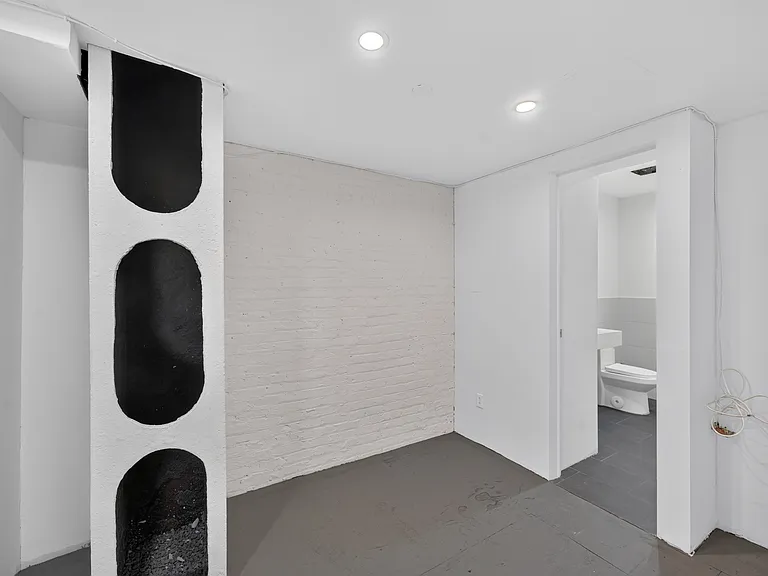 356 Broadway #GROUND — Photo 14