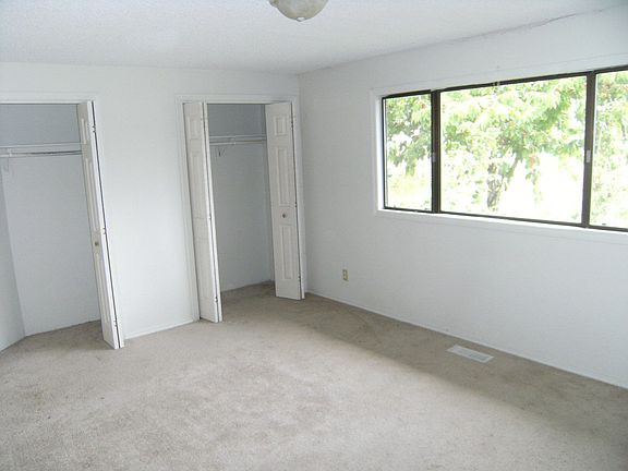 Master with dual closets and attached bath