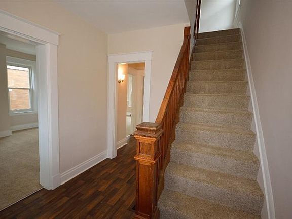 3rd image of 2529 Ida Ave