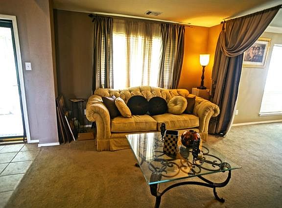 3rd image of 2215 Elm Falls Pl