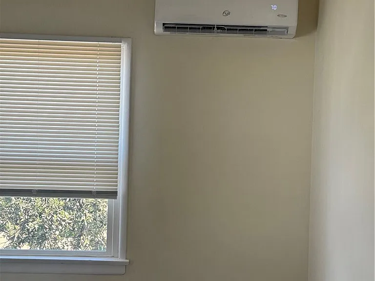 608 E Lexington Dr #608 — Photo 3