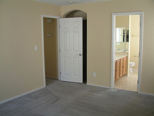 5th image of 5930 Mount Flora Ct