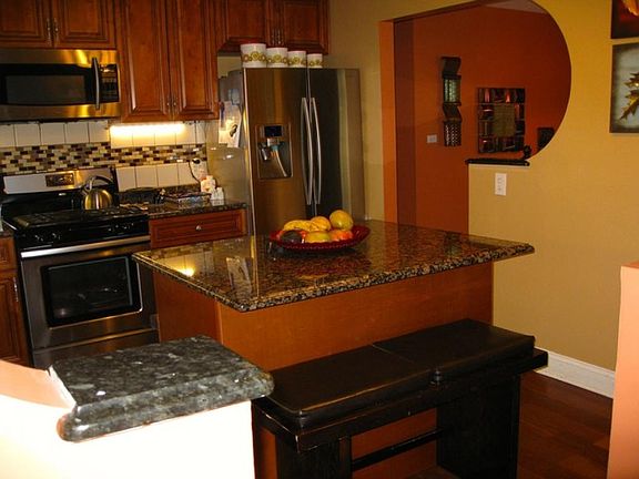 5th image of 2741 Bellwood Ave