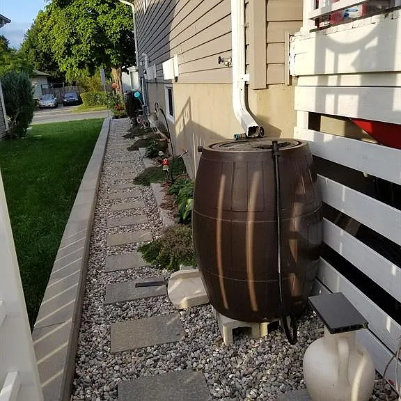 146 Virginia St — Photo 16