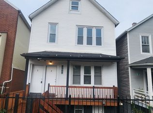 8909 S Houston Ave, Chicago, IL 60617