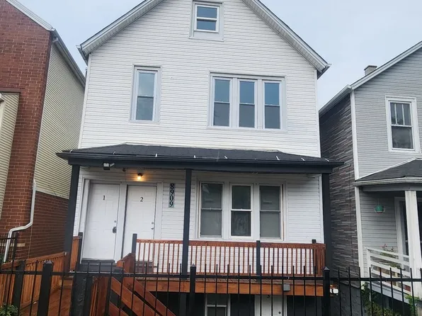 8909 S Houston Ave, Chicago, IL 60617