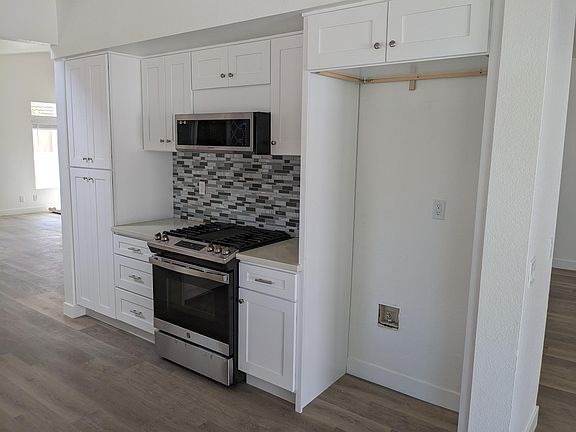 3rd image of 24314 Lenox Ln