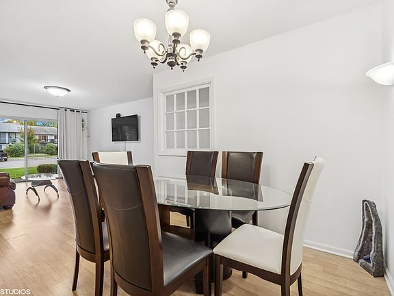4th image of 931 Jonathon Ct APT 107