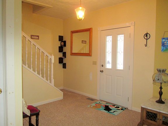 Nice foyer area