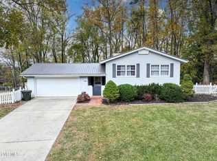 1814 Brentwood Dr, Greeneville, TN 37743