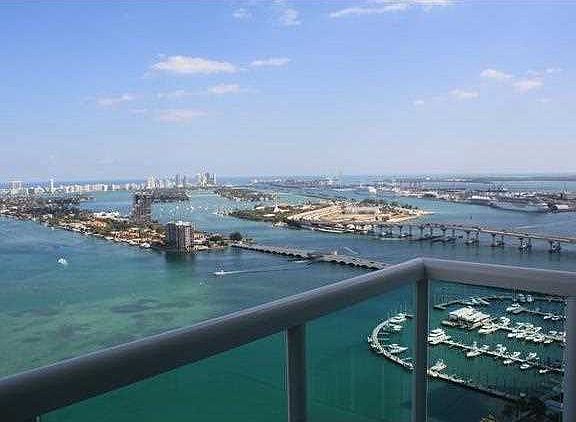 3rd image of 1800 N Bayshore Dr APT 4103
