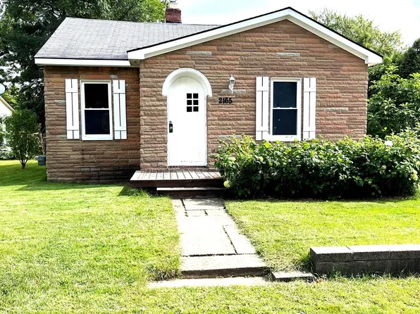 2165 Greer Blvd, Keego Harbor, MI 48320