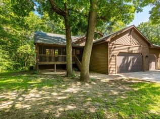 8950 90th Court Way, Northfield, MN 55057