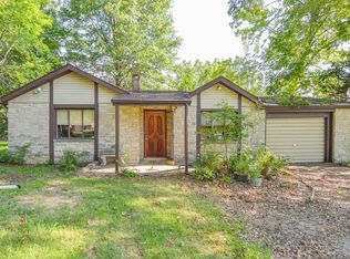 1111 Phillips St, New Athens, IL 62264
