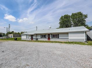 1052/1054 Kentucky Ave, Kevil, KY 42053