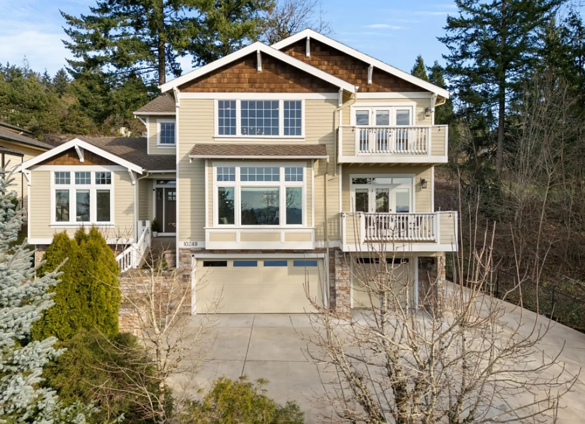 Building Photo - 10248 SE Nicole Loop