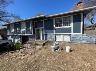 16704 Spring Valley Rd, Belton, MO 64012