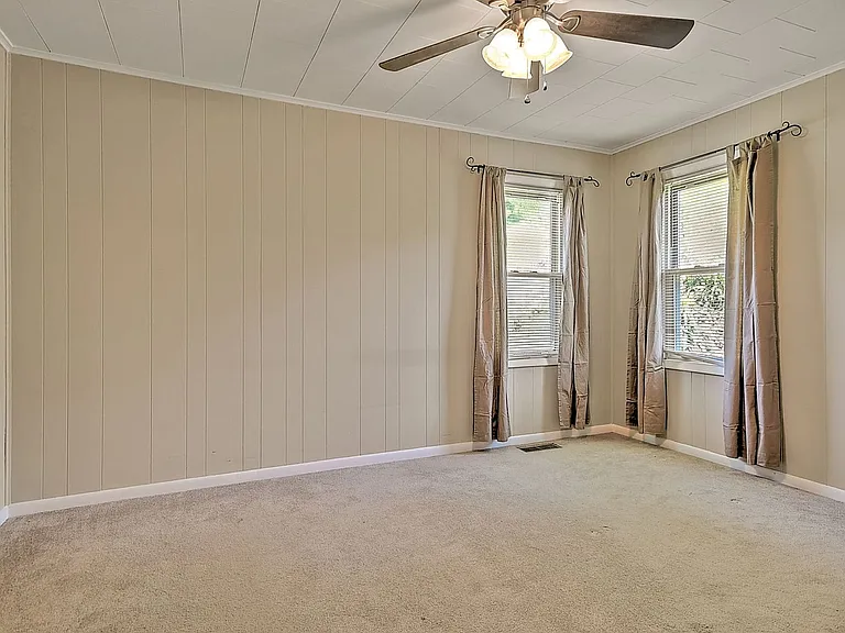 597 Clear Branch Rd — Photo 11