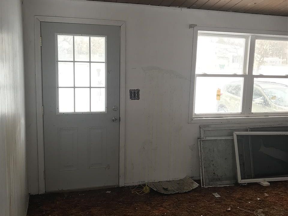 1st image of 24735 Northlea Dr