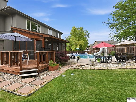 2nd image of 4019 N 164th Cir