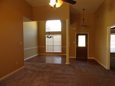 3rd image of 3610 College Blf