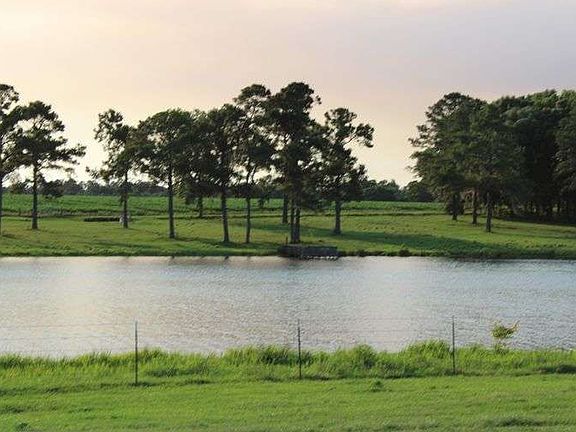2nd image of 6609 Highway 376