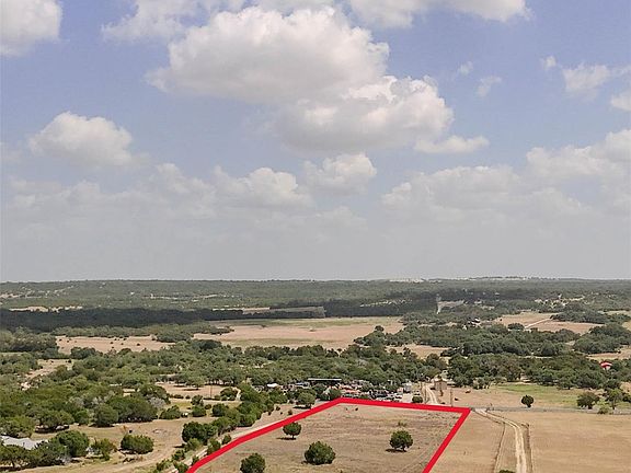 3rd image of 591 Ramms Dr