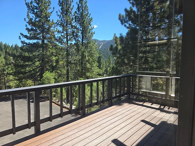 686 Virginia Dr — Photo 12