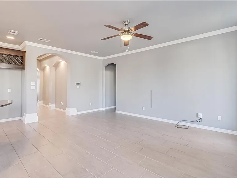2217 Ibis — Photo 9