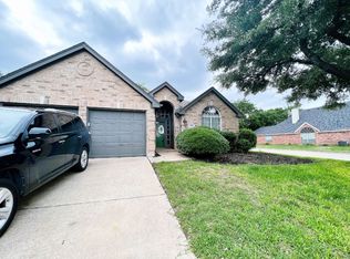 7054 Deer Ridge Dr, Fort Worth, TX 76137