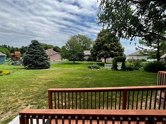5th image of 4069 Palace Dr