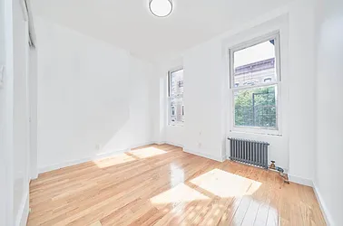 Rented by Living New York