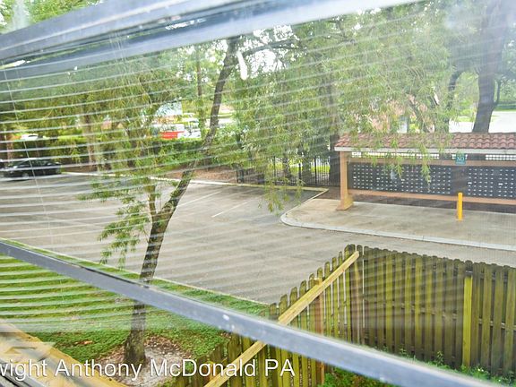 5th image of 2812 Somerset Park Dr APT 201