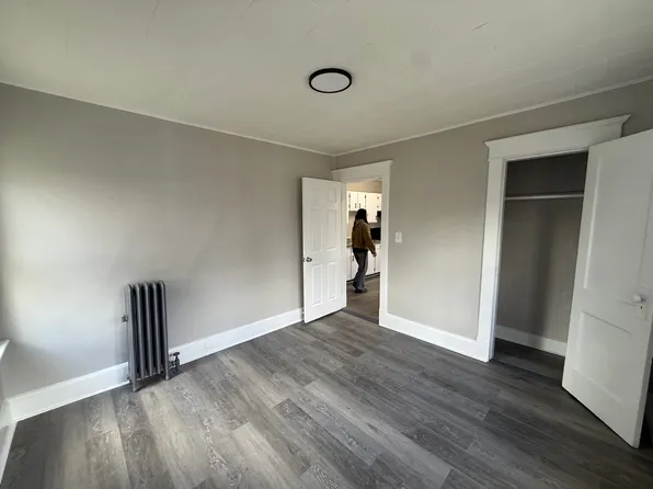 41 Suffolk St APT 2L, Springfield, MA 01109